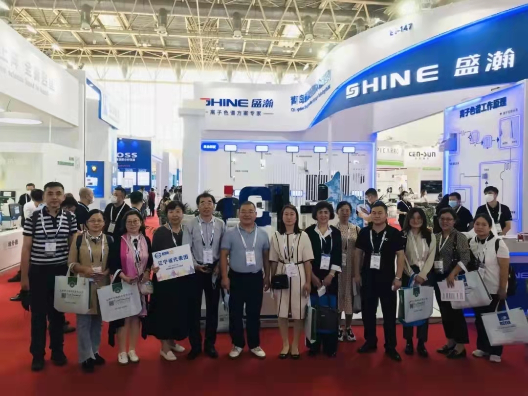 遼寧省代表團(tuán)蒞臨展位參觀指導(dǎo) 遼寧省代表團(tuán)蒞臨展位參觀指導(dǎo)