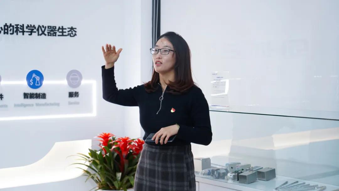 拉開帷幕 拉開帷幕